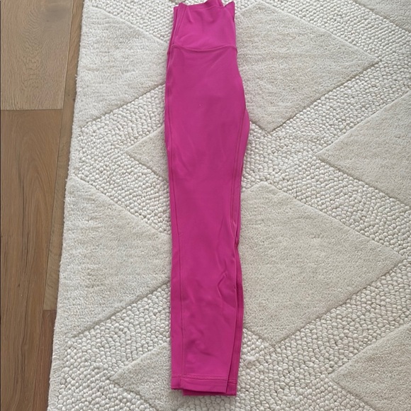 Pink lululemon leggings - Picture 4 of 4